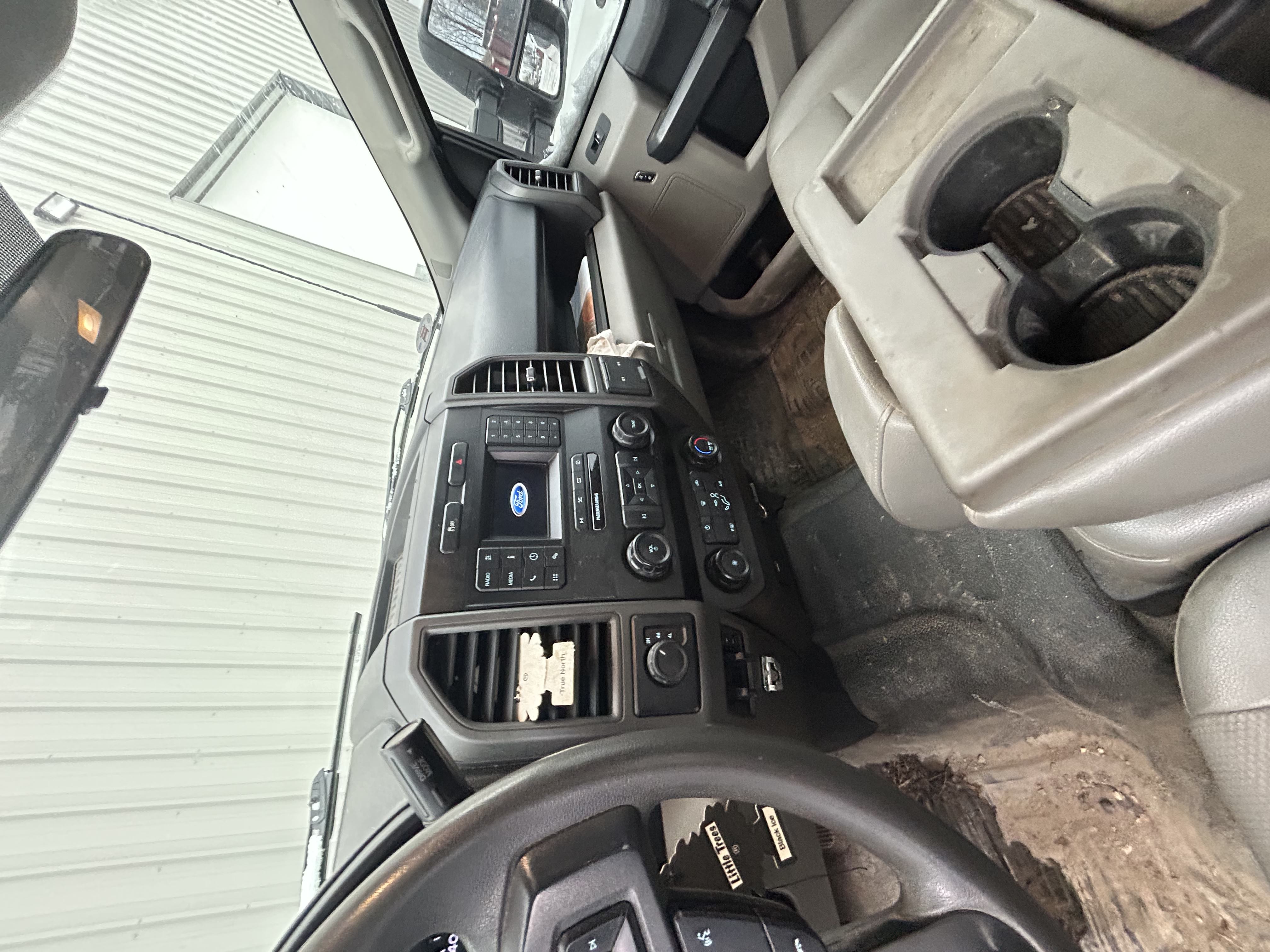 Ford F250 — $32,000 — photo 11