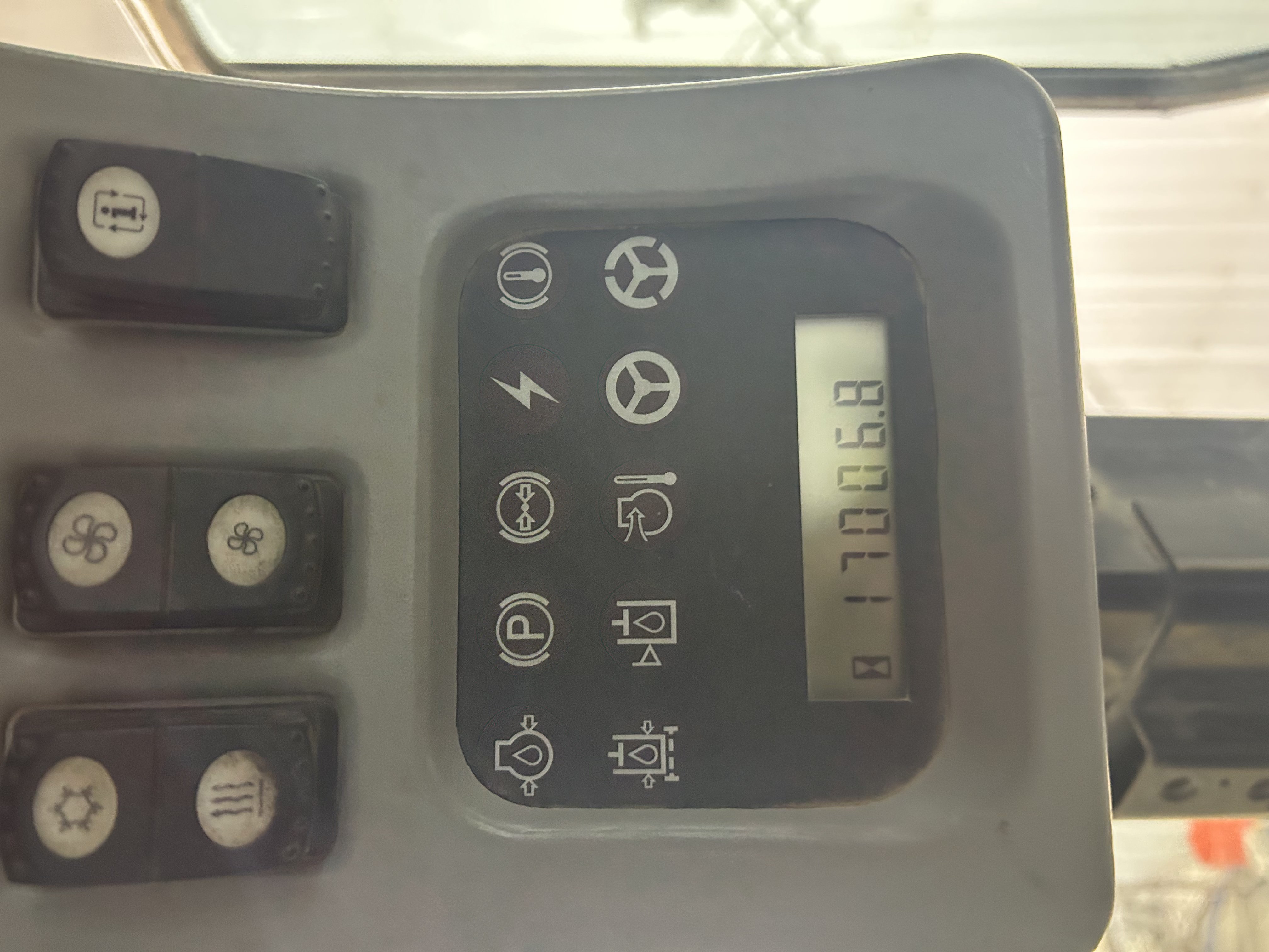 Caterpillar 950H — $45,000 — photo 12