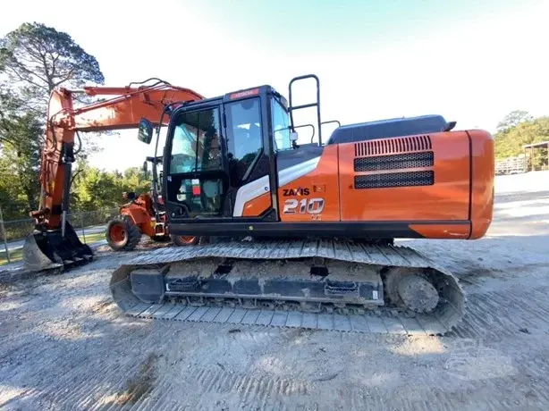 Hitachi ZX210 LC-7H