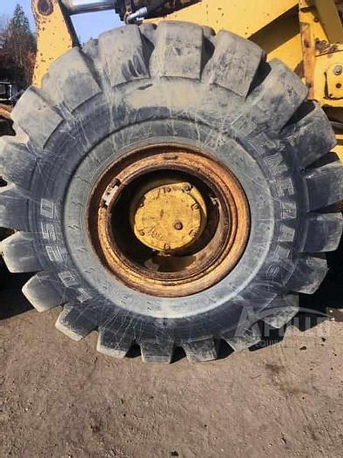 Komatsu 420 — $27,000 — photo 4