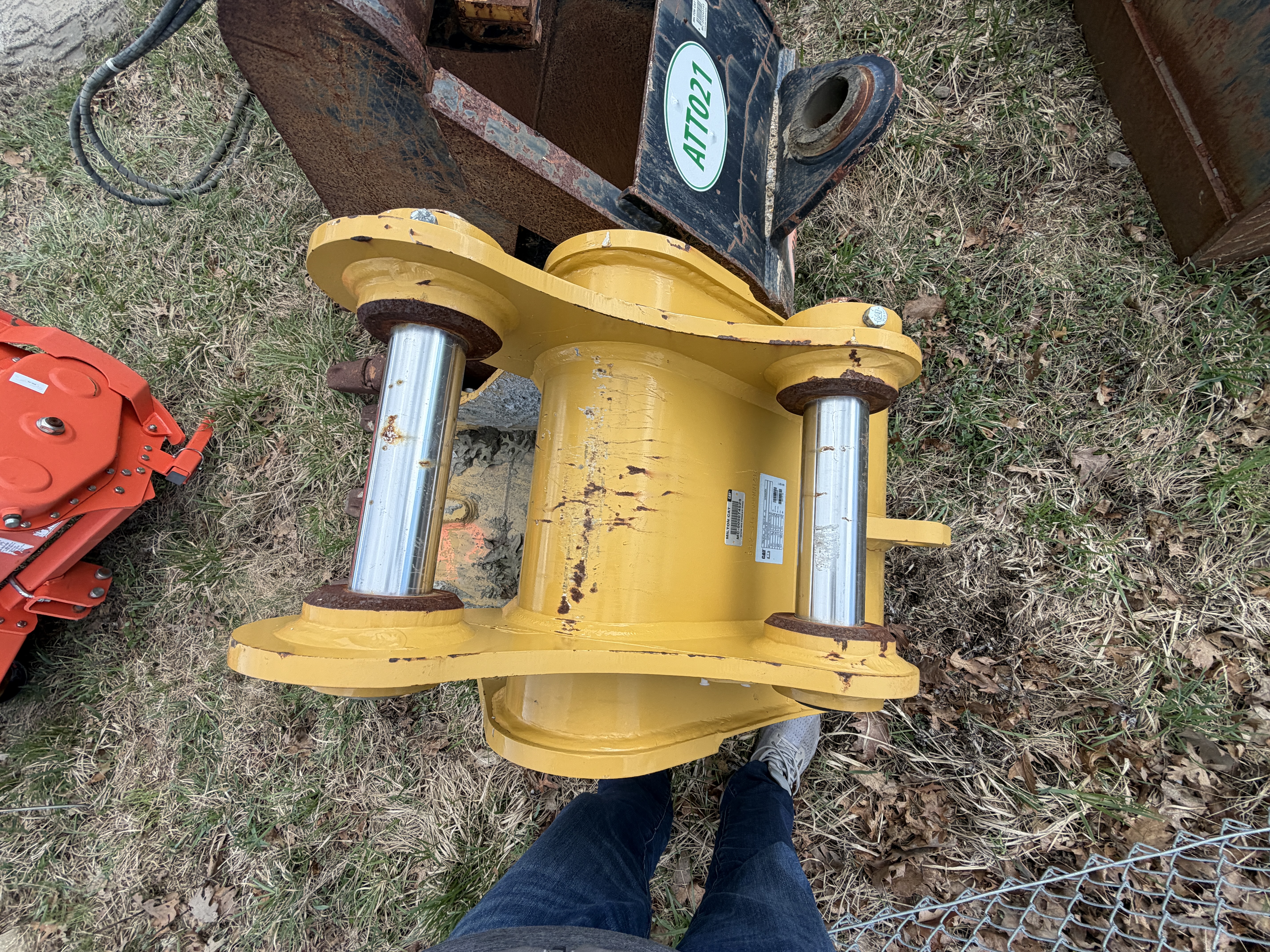 CAT Quick-Coupler Bucket — Providence, RI — $4,500 — photo 3