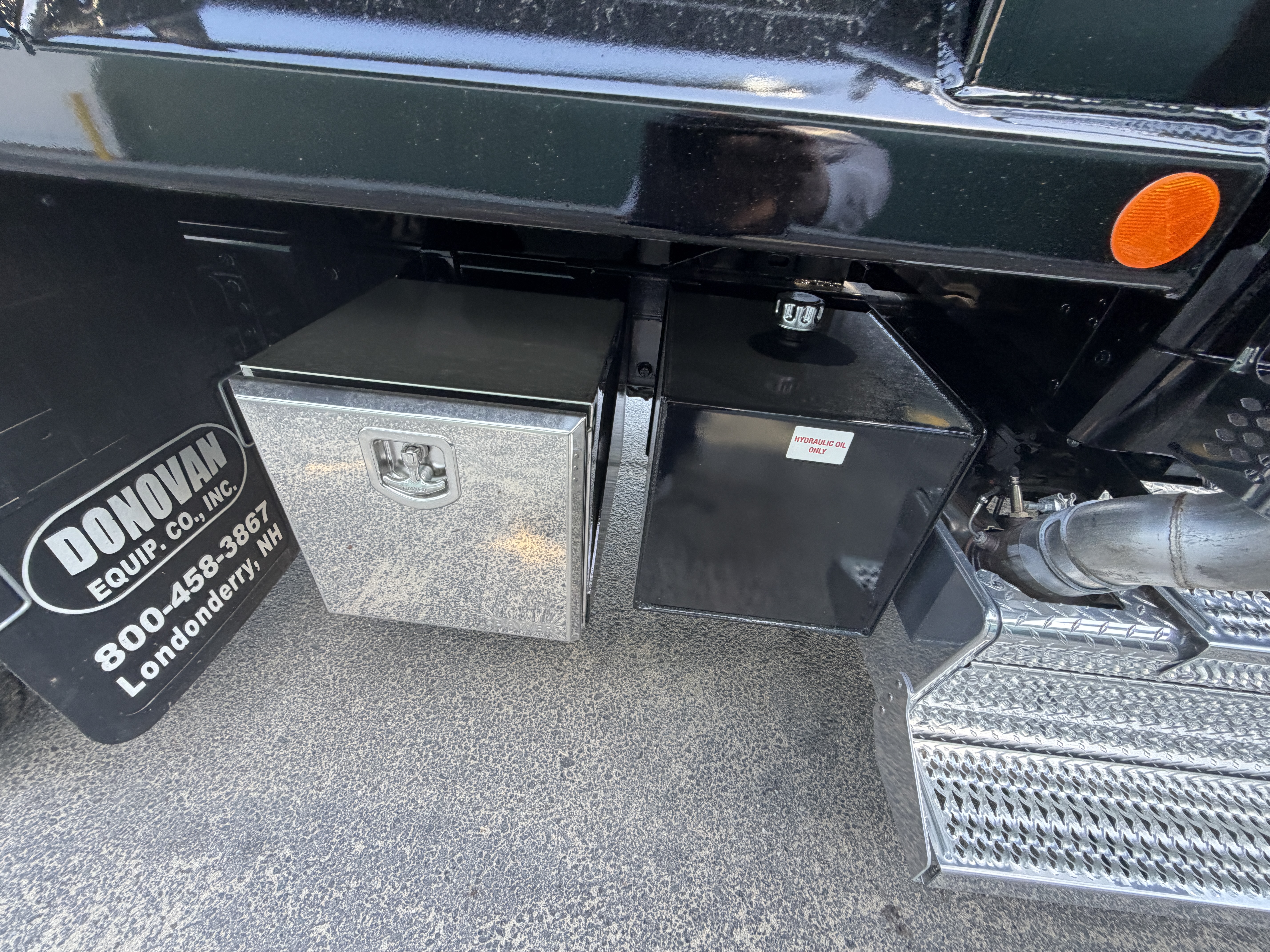2019 Peterbilt 567 Tandem Dump — Providence, RI — photo 4